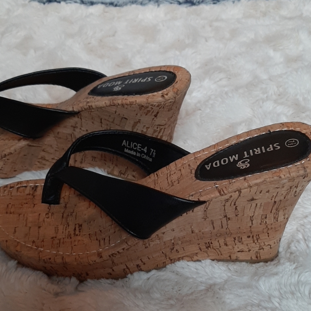 Wedges - Picture 4 of 4